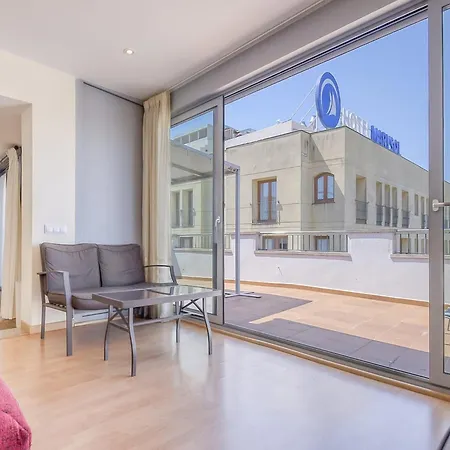아파트 In With Beachfront Access 로지즈