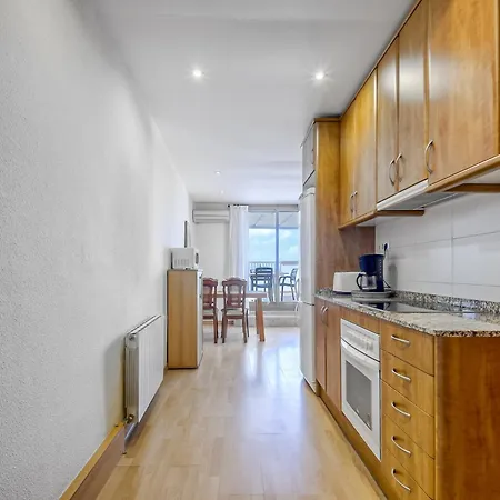 In With Beachfront Access Apartment