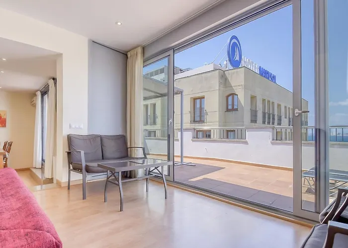 Apartment In With Beachfront Access Roses