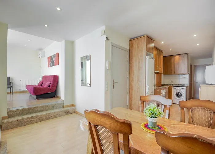 Apartment In With Beachfront Access Roses