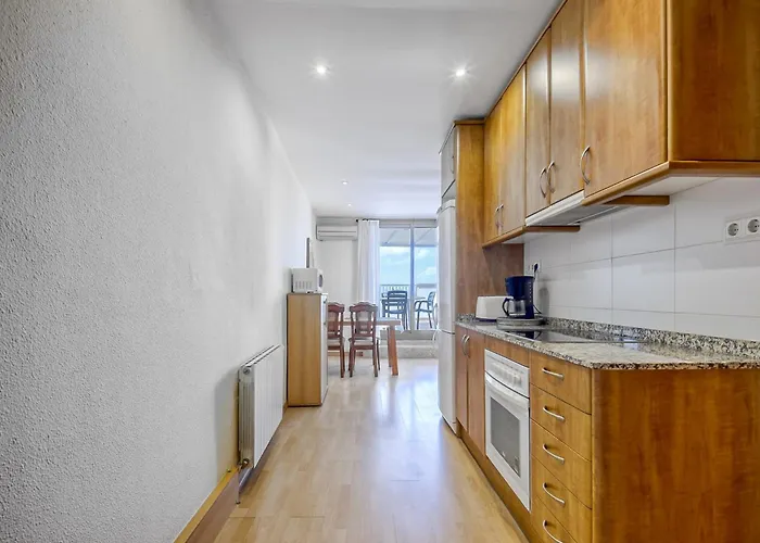 In With Beachfront Access Apartment