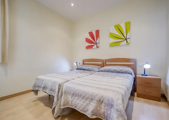 Apartment In With Beachfront Access Roses