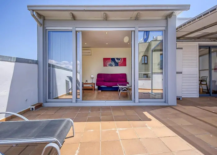 In With Beachfront Access Apartment Roses